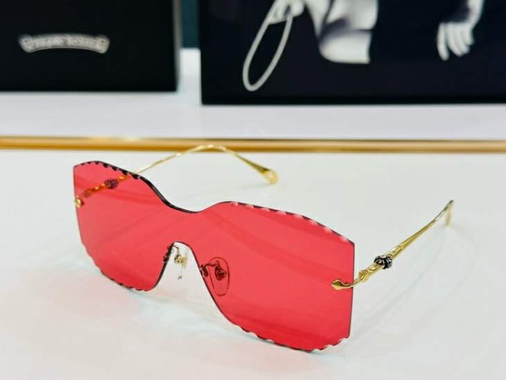 Picture of Chrome Hearts Sunglasses _SKUfw58025308fw